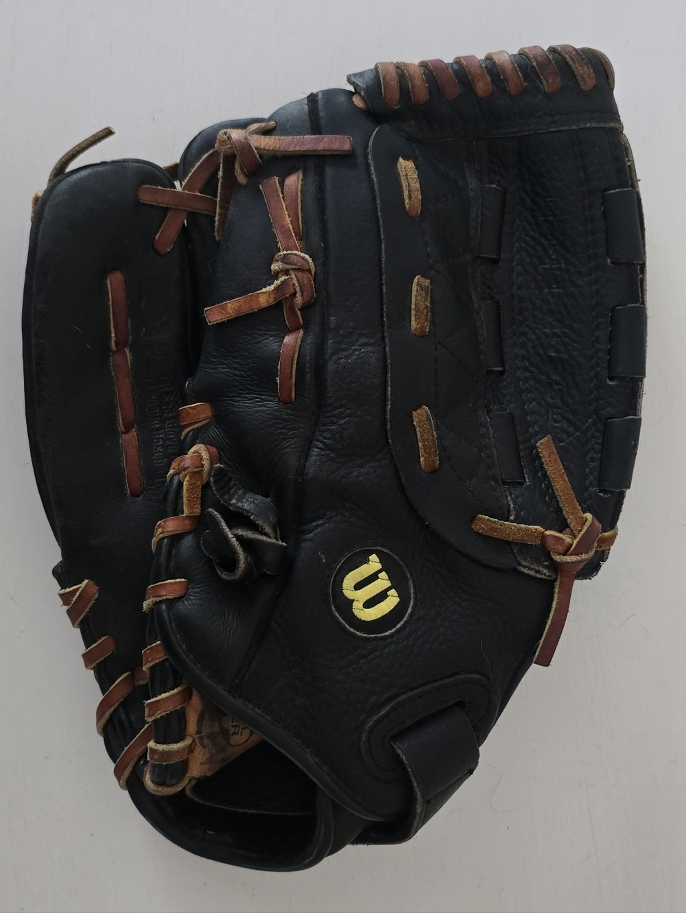 Wilson A1842 Pro8 Baseball Glove 12" Black Leather Right Hand Throw